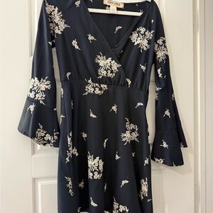 Mimi Chica Navy Floral Long Sleeve Dress